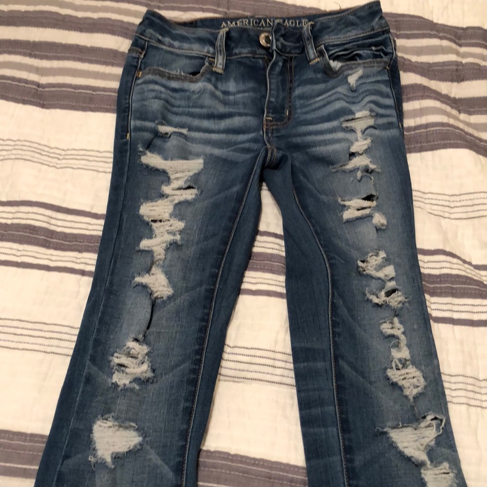 American eagle distressed light wash jeans size 0